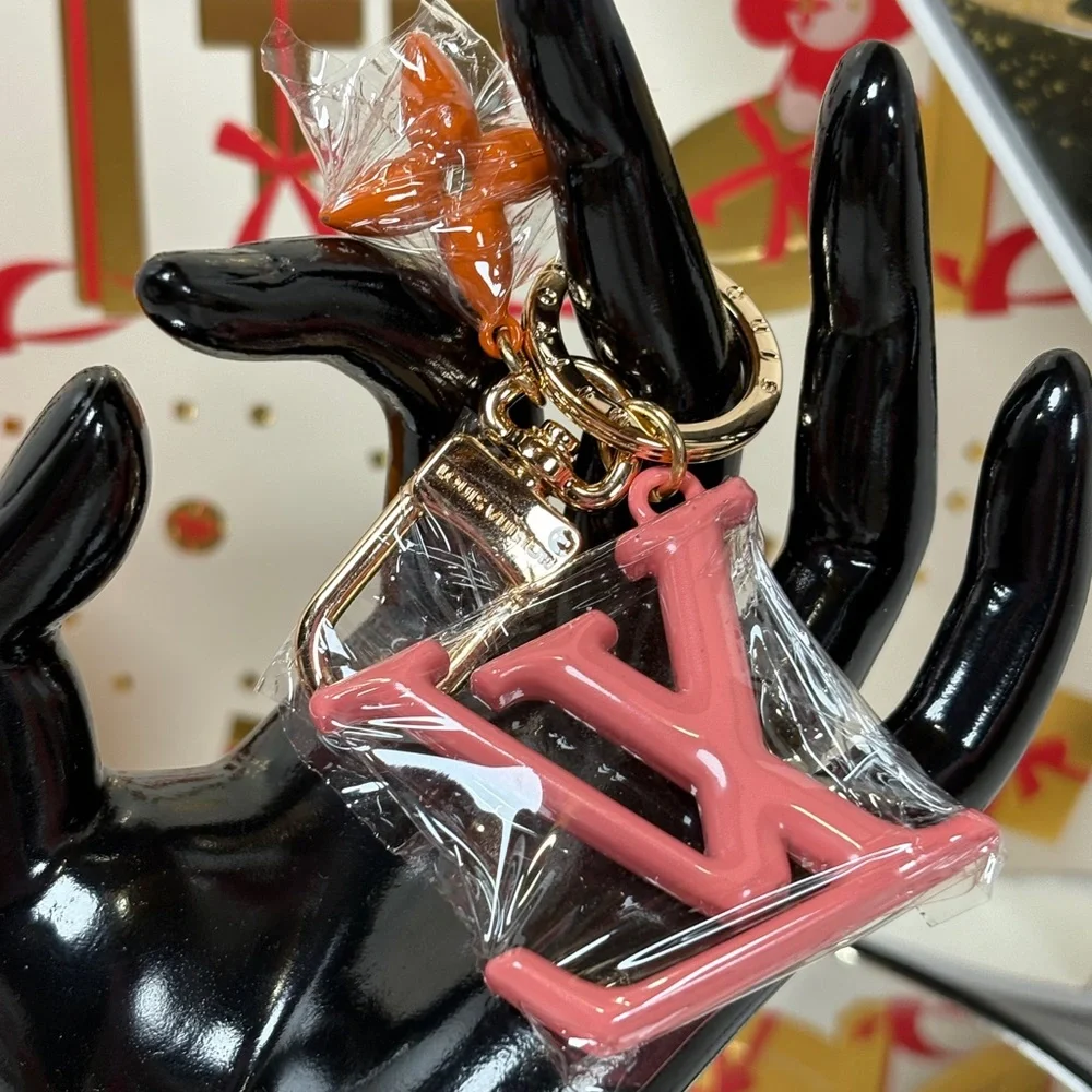A-1DC-41: BAG CHARM/ KEYCHAIN: Pinkish-Coral, Orange and Golden Accents, NWOT